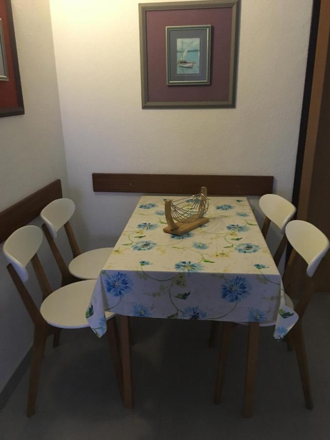 Apartments By The Sea Promajna, Makarska - 2673 Esterno foto