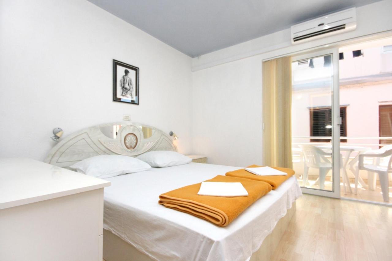 Apartments By The Sea Promajna, Makarska - 2673 Esterno foto