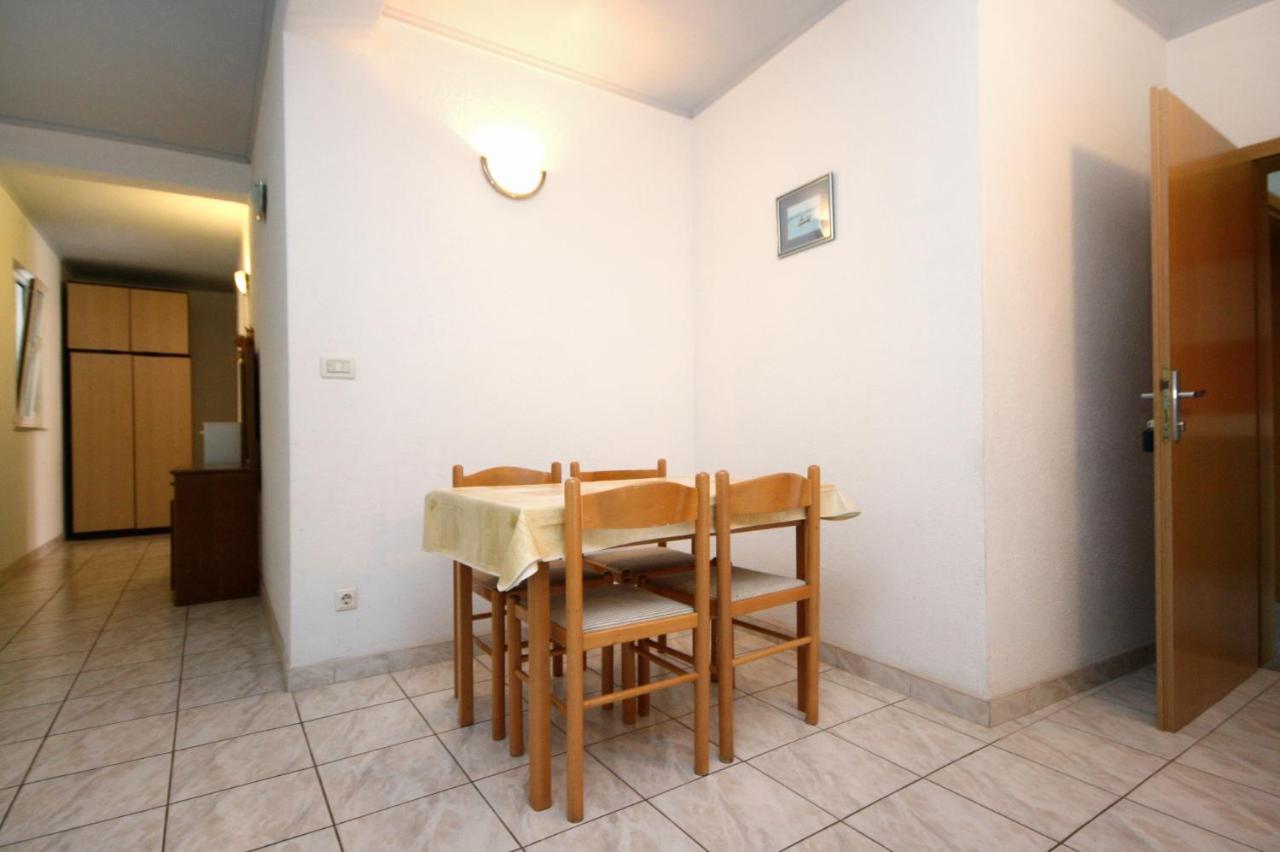 Apartments By The Sea Promajna, Makarska - 2673 Esterno foto